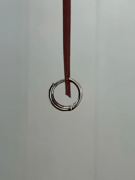 14 mm silver hoop earrings - Picture 4 of 7